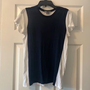 Vince. T-Shirt Size XS
